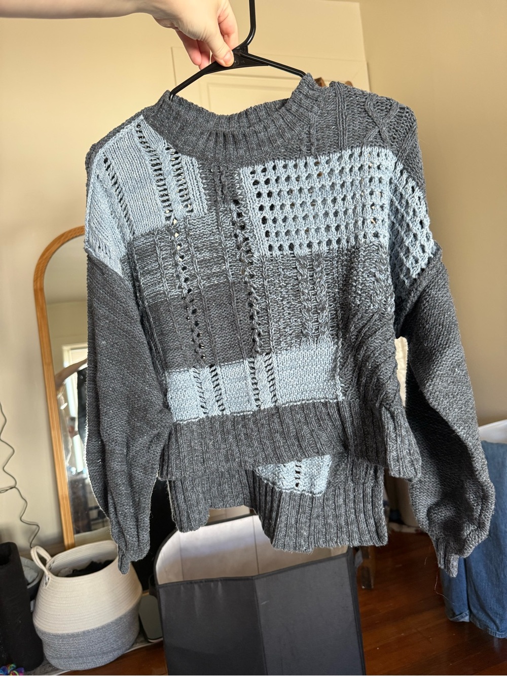 American Eagle oversized cropped knit sweater  / XS